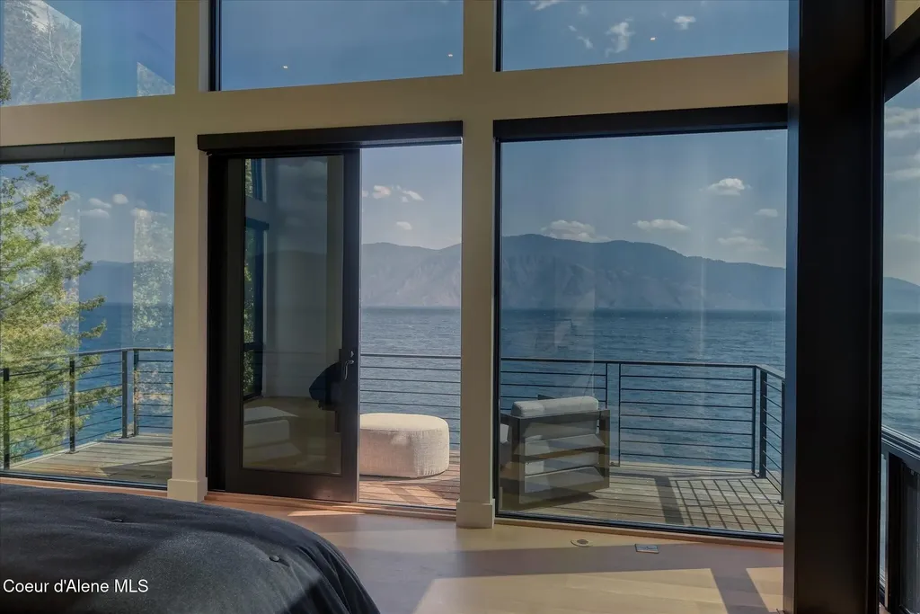 45 Lower Rock Harbor Sagle ID 83860
