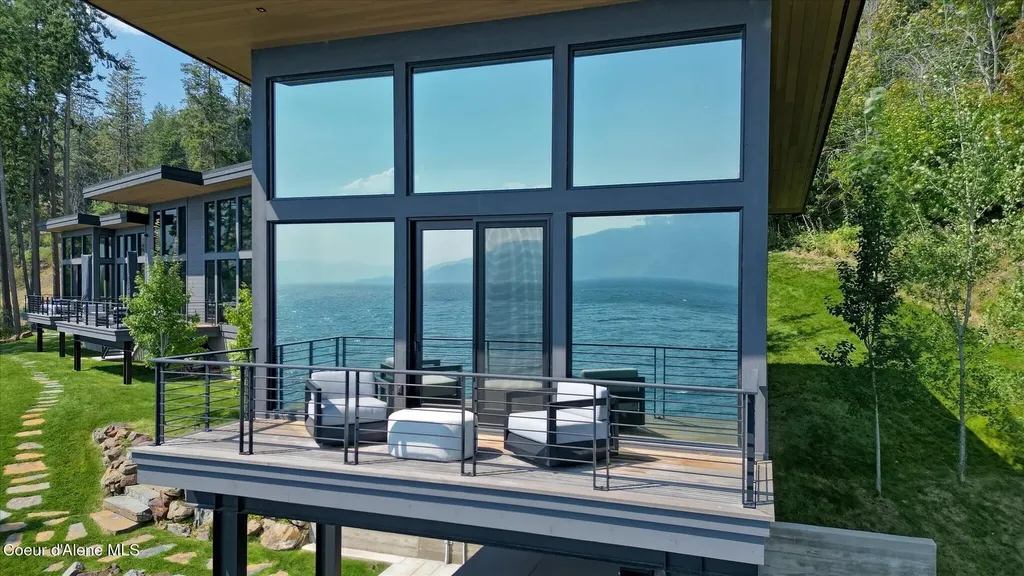 45 Lower Rock Harbor Sagle ID 83860