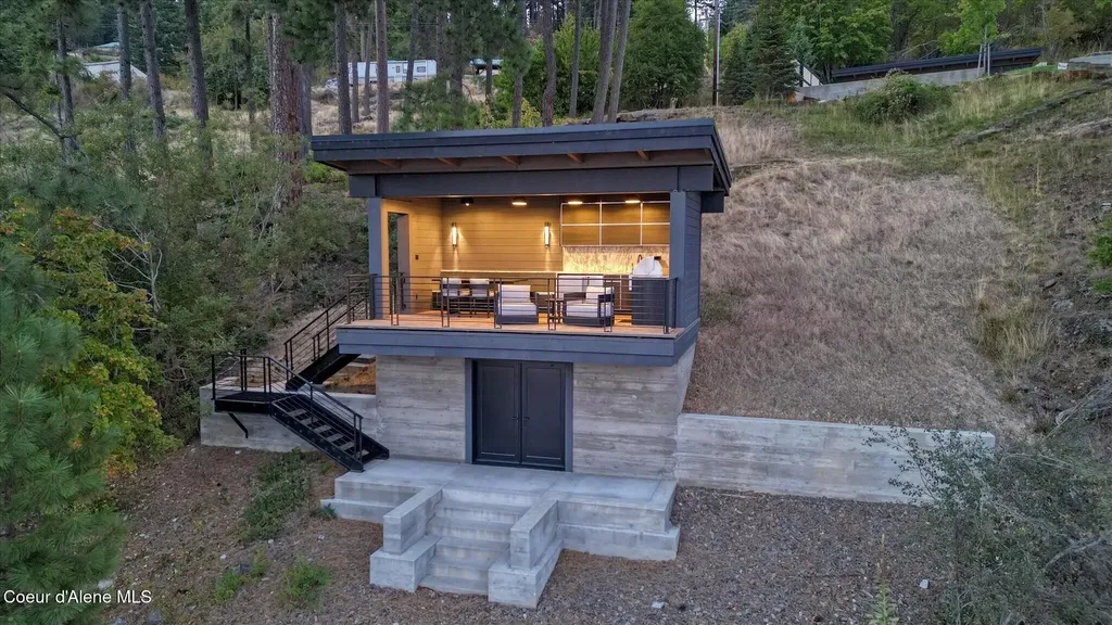 45 Lower Rock Harbor Sagle ID 83860