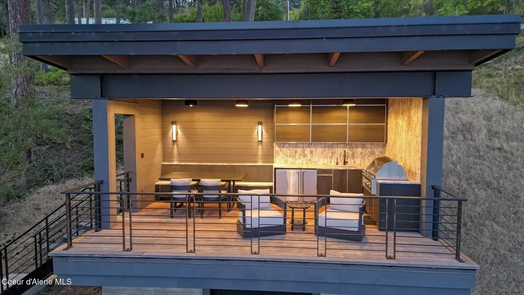 45 Lower Rock Harbor Sagle ID 83860