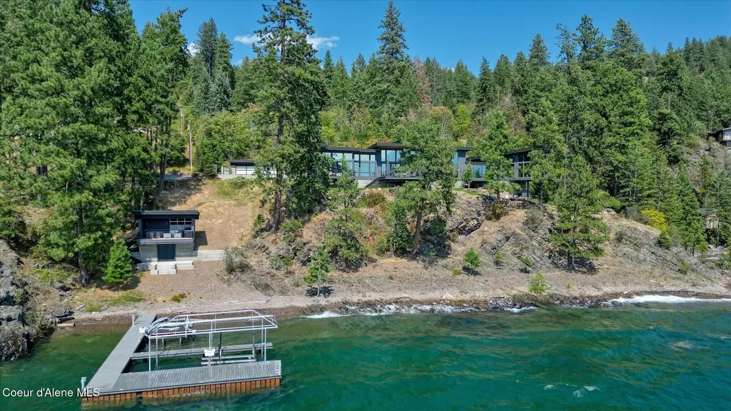 45 Lower Rock Harbor Sagle ID 83860