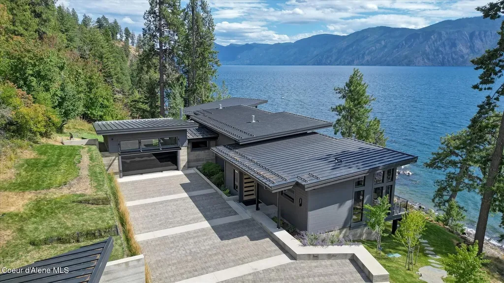 45 Lower Rock Harbor Sagle ID 83860