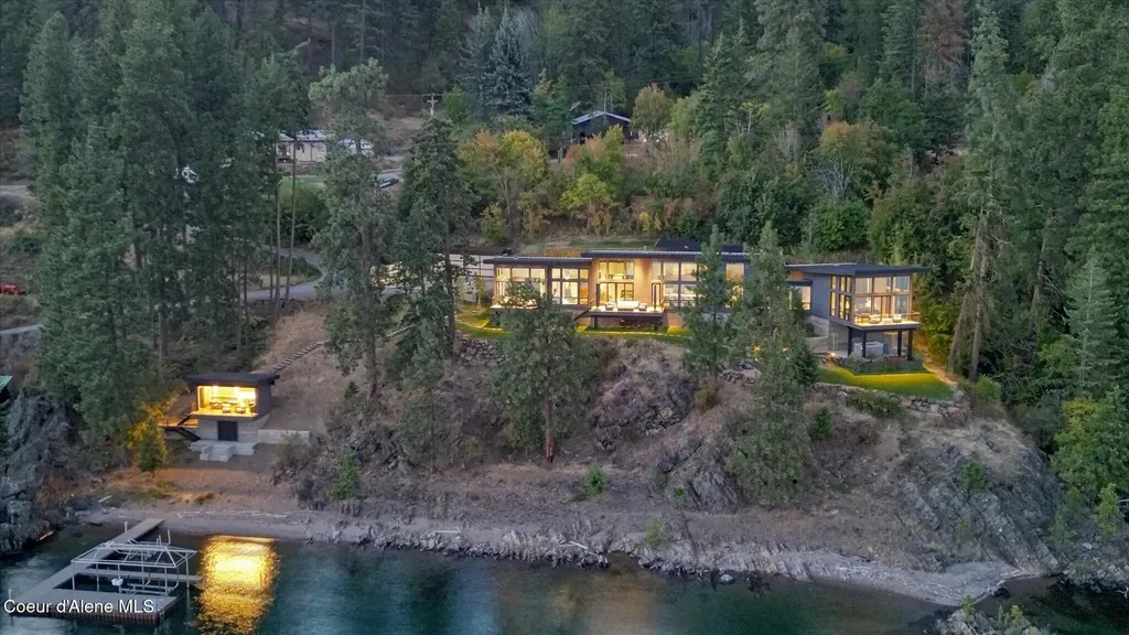 45 Lower Rock Harbor Sagle ID 83860