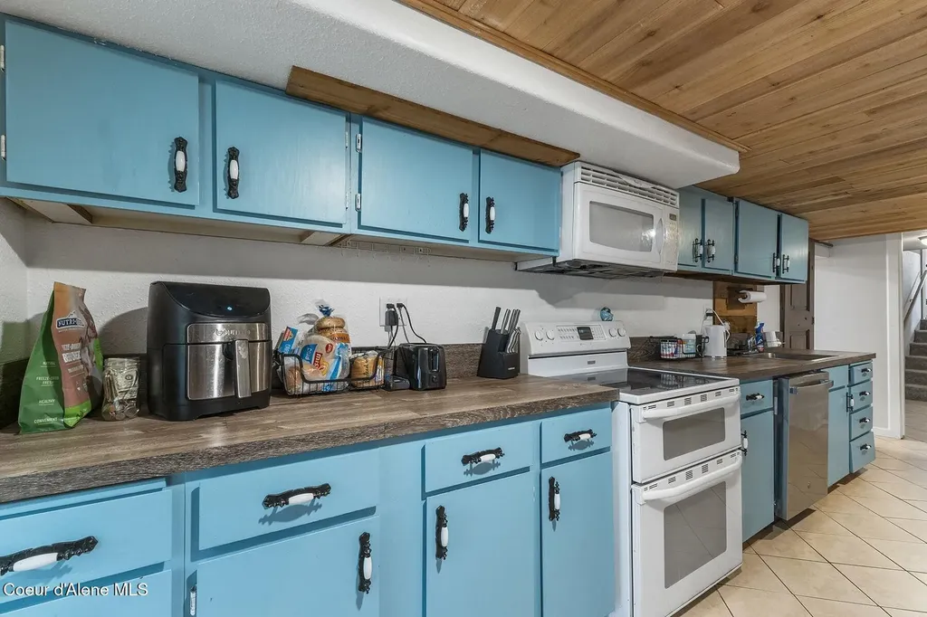 15544 N Gray Rathdrum ID 83858
