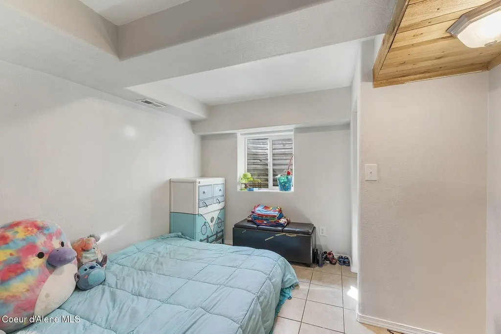 15544 N Gray Rathdrum ID 83858