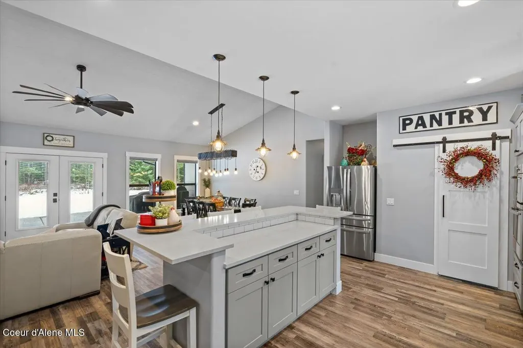 1352 W Brunner Road Athol ID 83801
