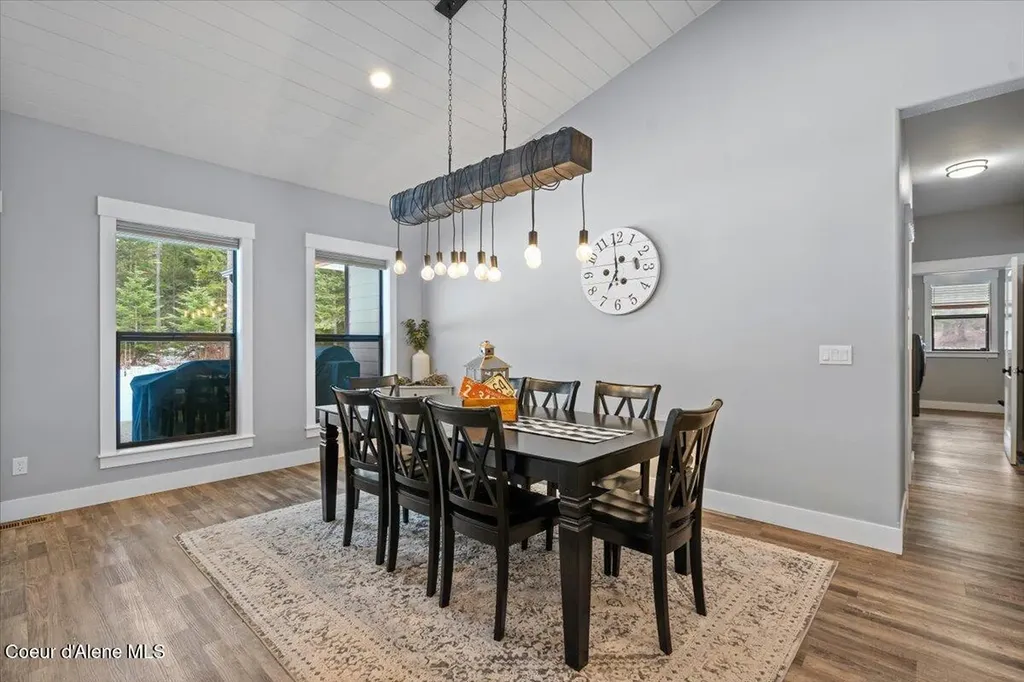 1352 W Brunner Road Athol ID 83801