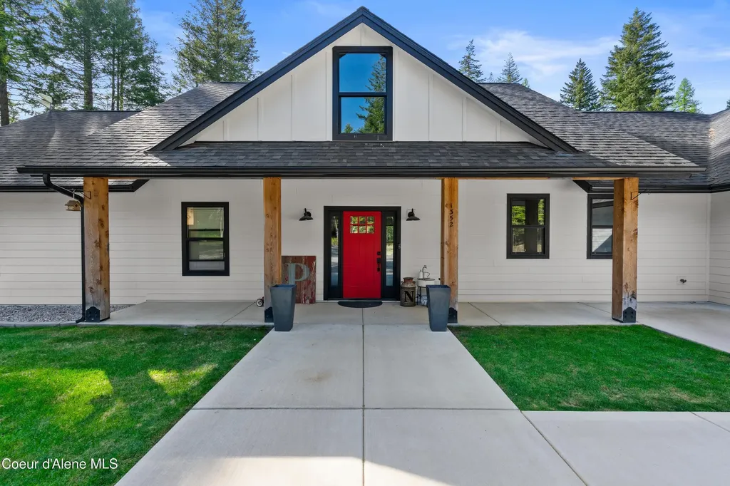 1352 W Brunner Road Athol ID 83801
