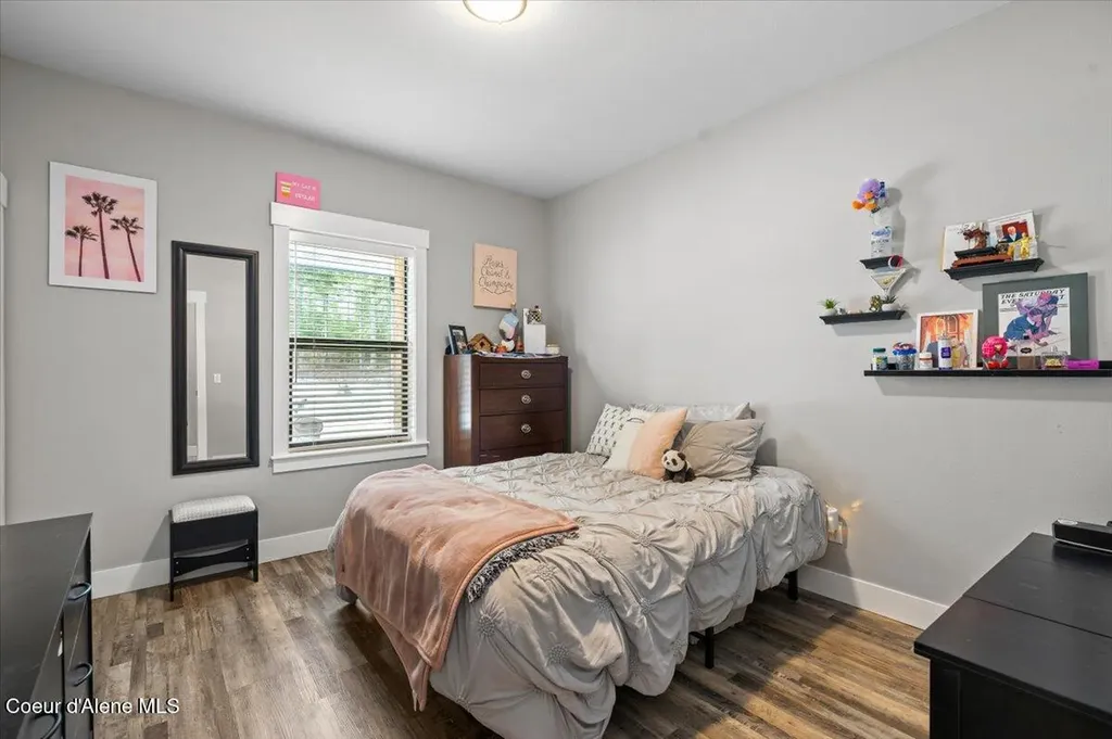 1352 W Brunner Road Athol ID 83801