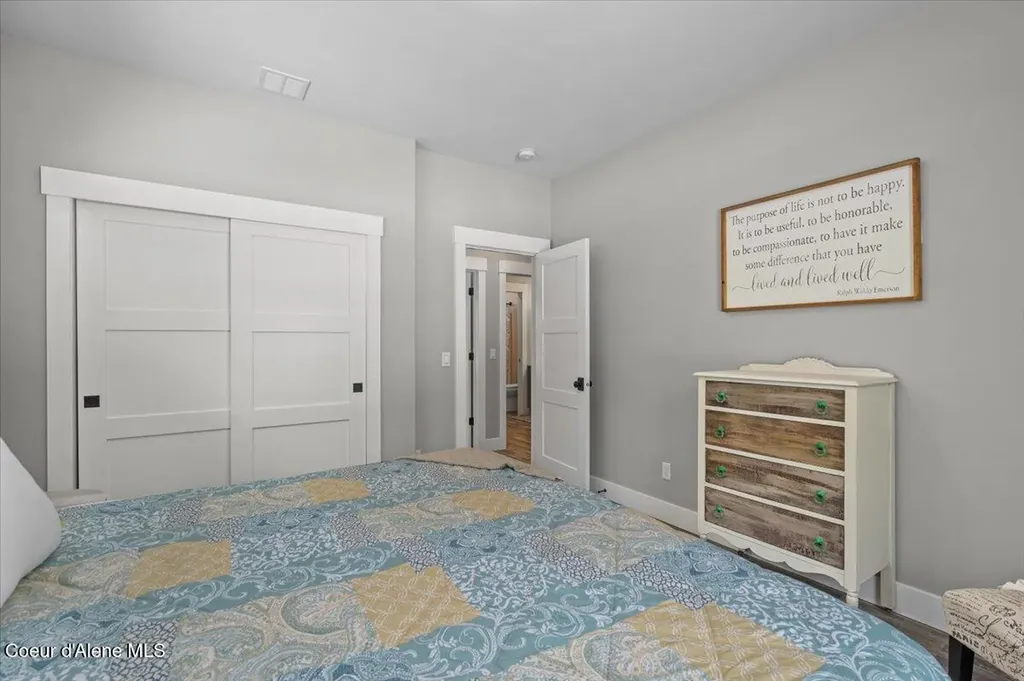 1352 W Brunner Road Athol ID 83801