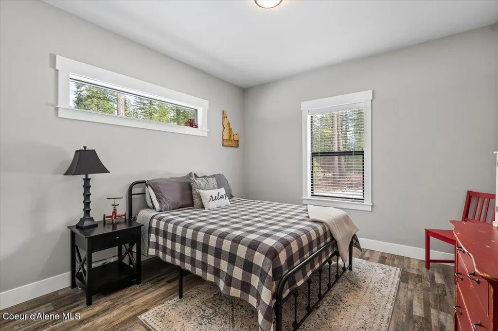 1352 W Brunner Road Athol ID 83801