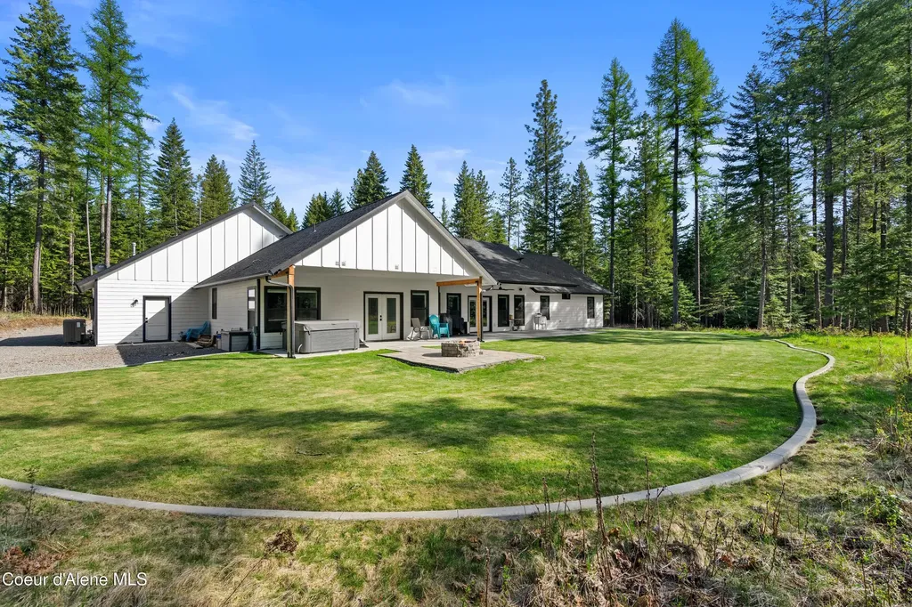 1352 W Brunner Road Athol ID 83801