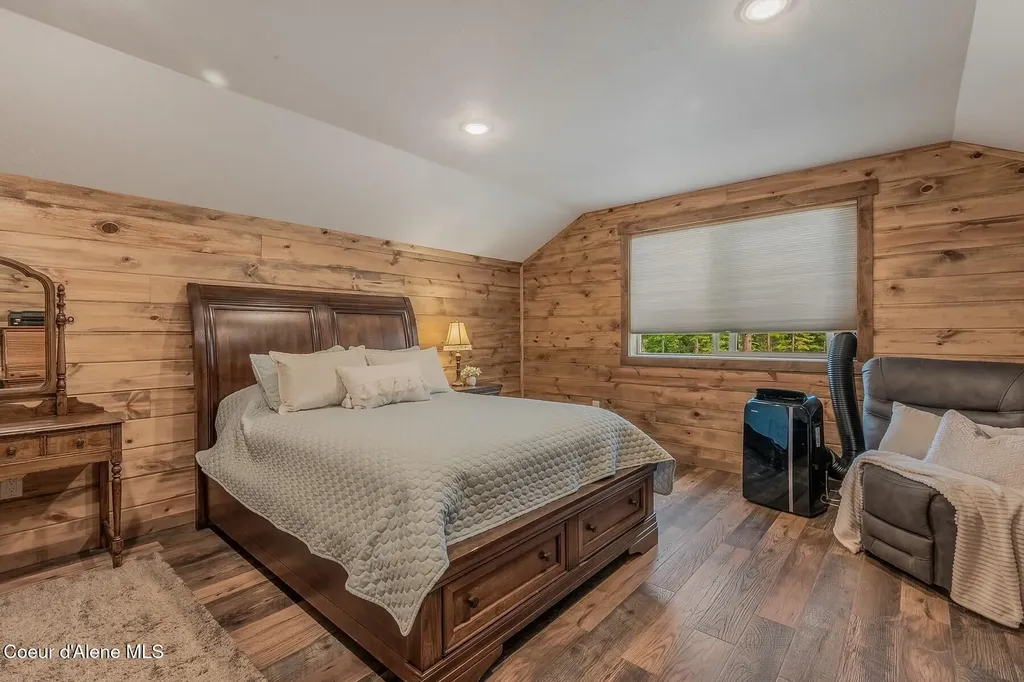 521 Magpie Lane Sandpoint ID 83864