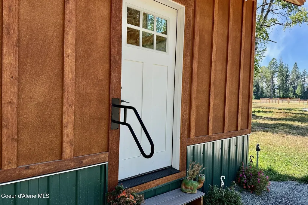 521 Magpie Lane Sandpoint ID 83864
