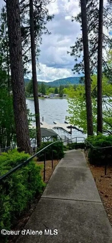 505 S Shore Pines Post Falls ID 83854