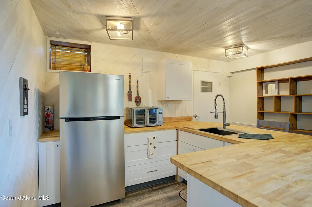 95 Nancy Road Sandpoint ID 83864
