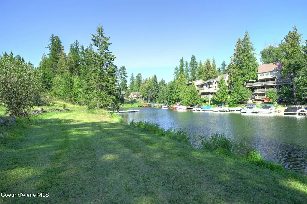 95 Nancy Road Sandpoint ID 83864
