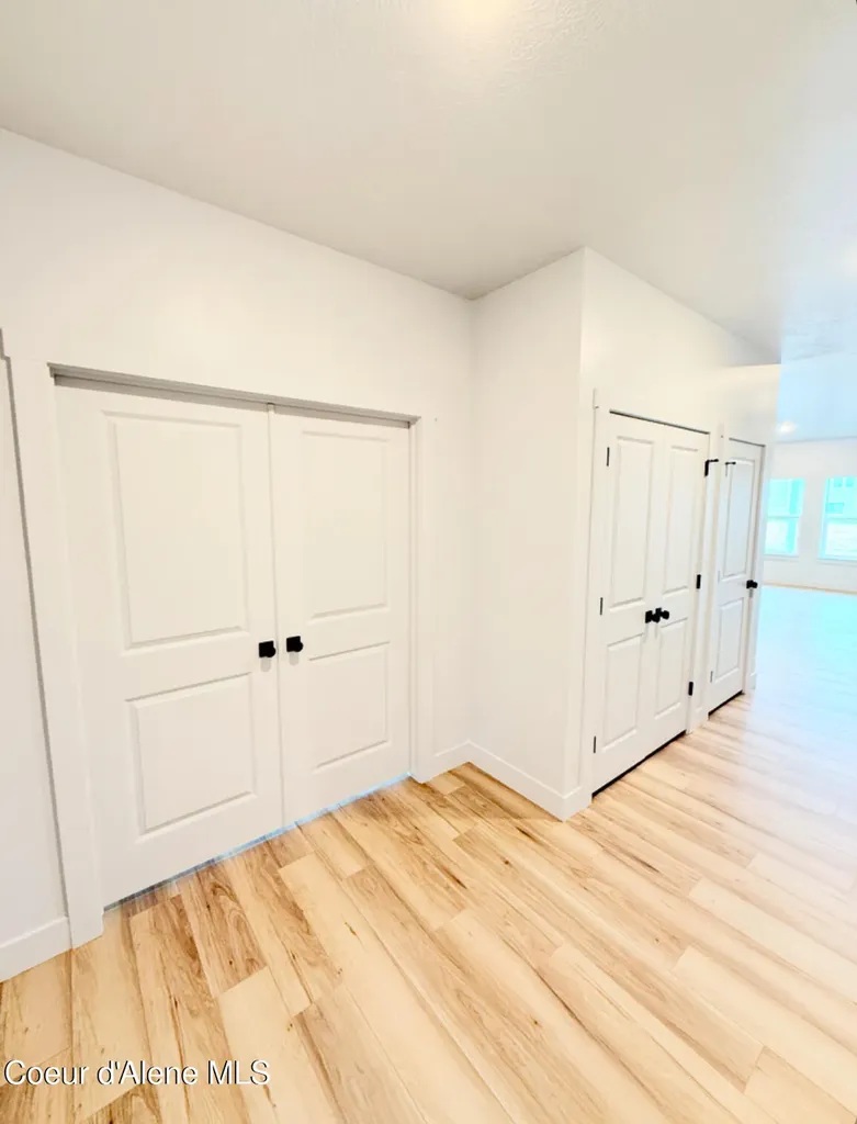 4519 E Savea Lane Post Falls ID 83854
