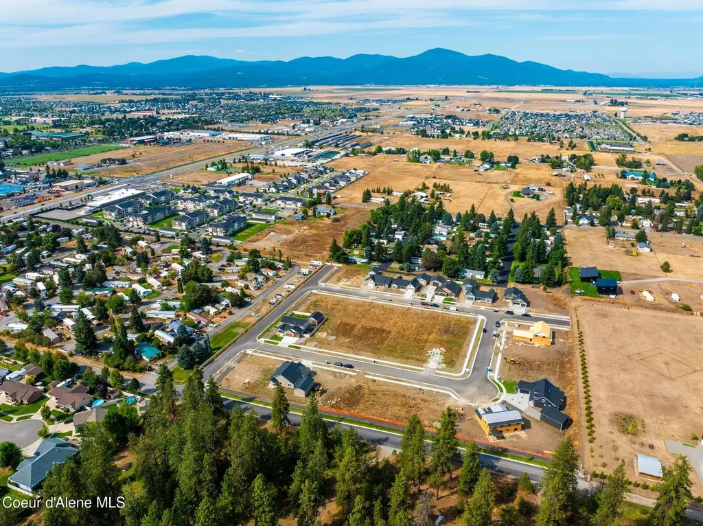 4519 E Savea Lane Post Falls ID 83854