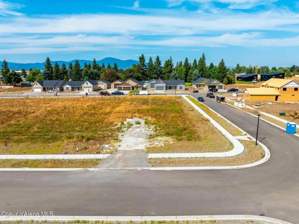 4519 E Savea Lane Post Falls ID 83854