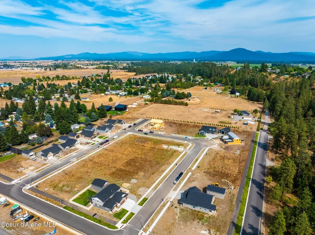 4519 E Savea Lane Post Falls ID 83854