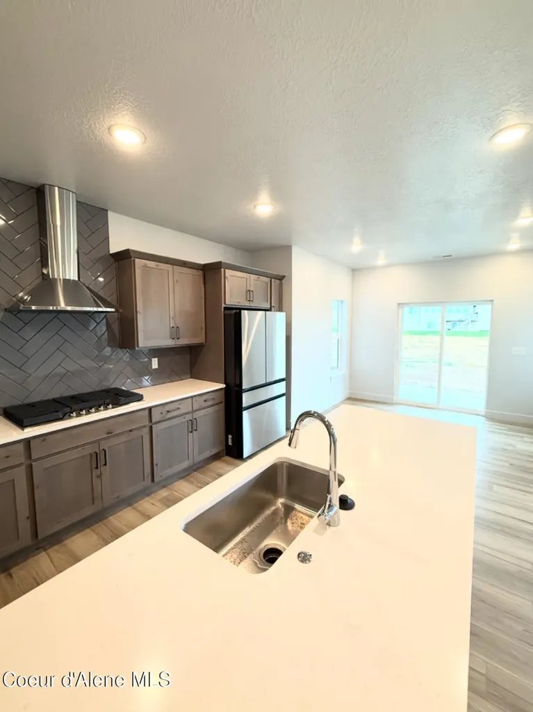 4519 E Savea Lane Post Falls ID 83854