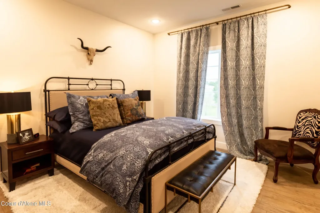 4519 E Savea Lane Post Falls ID 83854