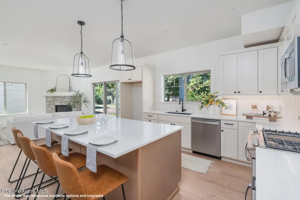 957 E Steeple Chase Road Hayden ID 83835