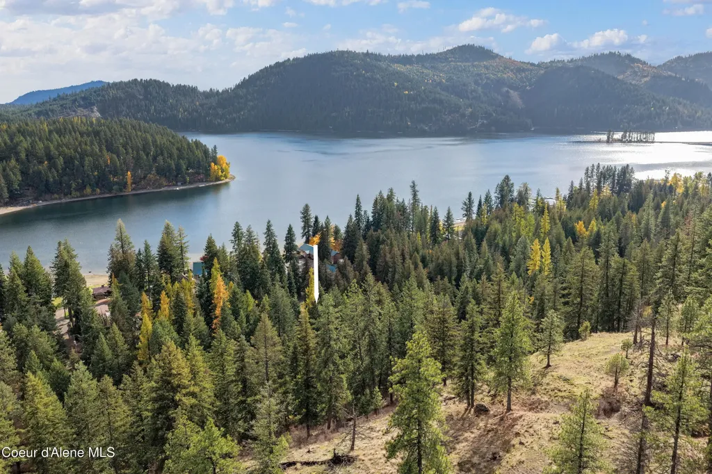 7562 W Spirit Lake Road Spirit Lake ID 83869