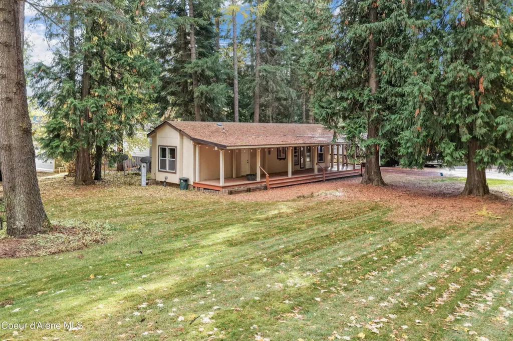 7562 W Spirit Lake Road Spirit Lake ID 83869