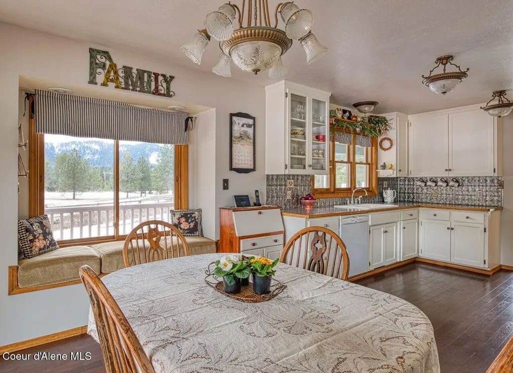 415 Shale Road Priest River ID 83856