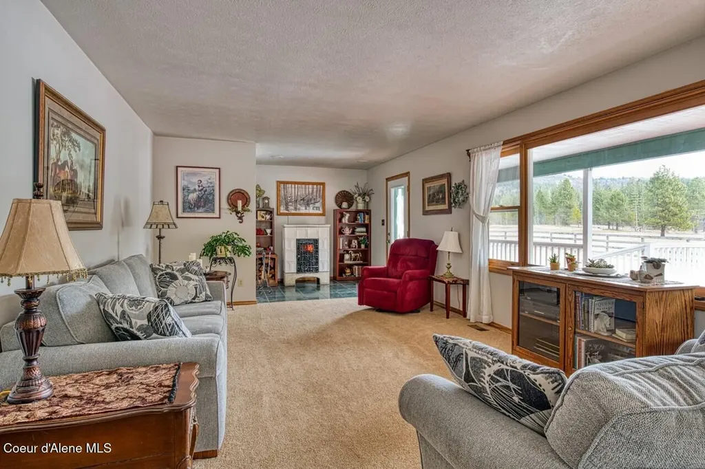 415 Shale Road Priest River ID 83856