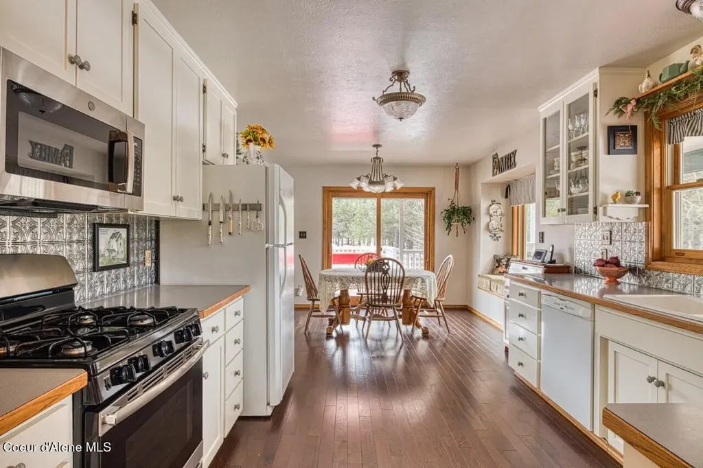 415 Shale Road Priest River ID 83856