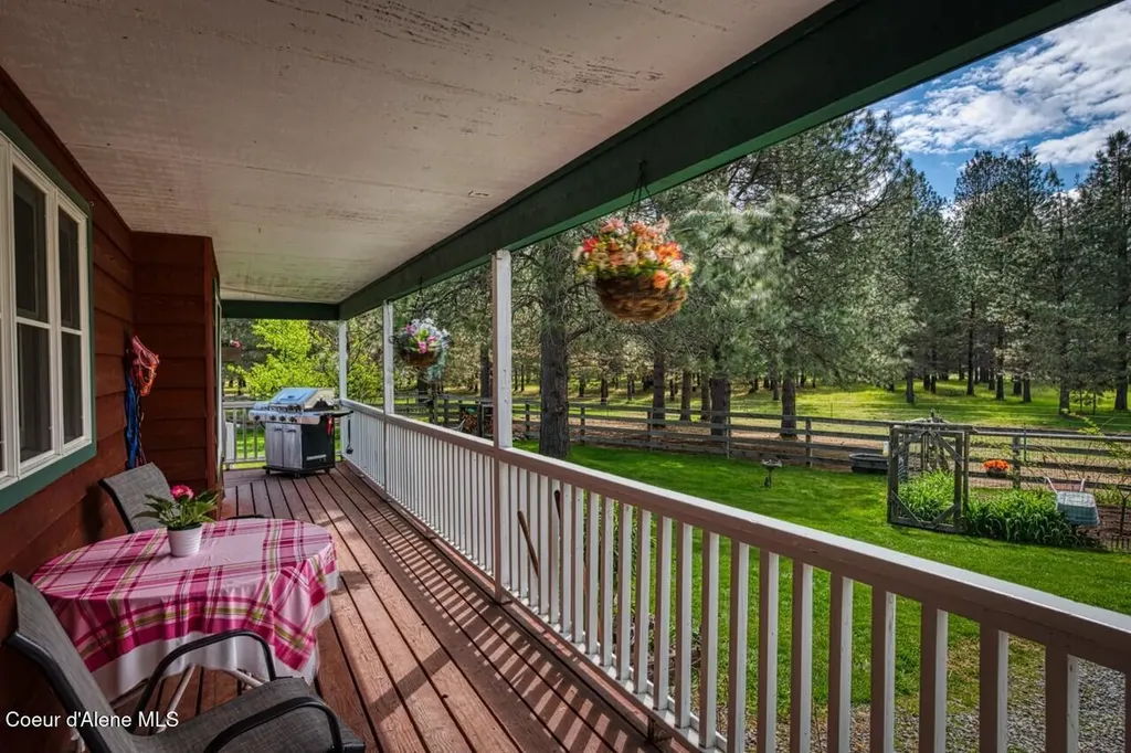 415 Shale Road Priest River ID 83856