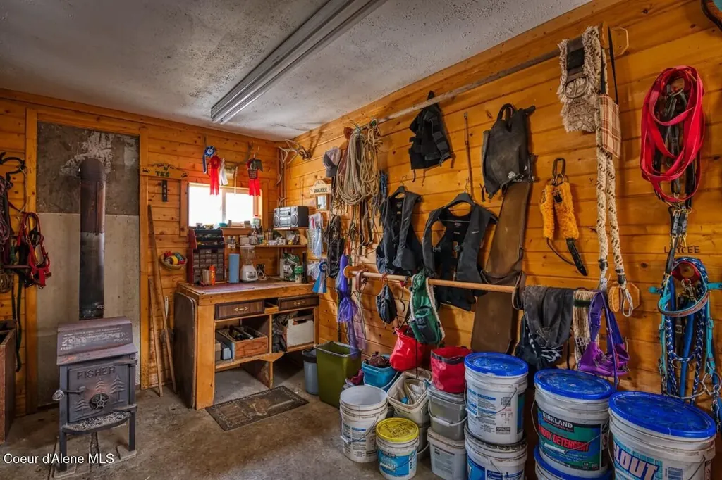 415 Shale Road Priest River ID 83856