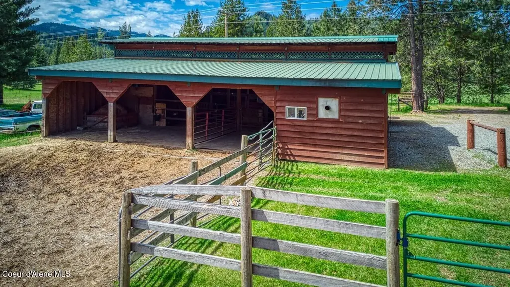 415 Shale Road Priest River ID 83856