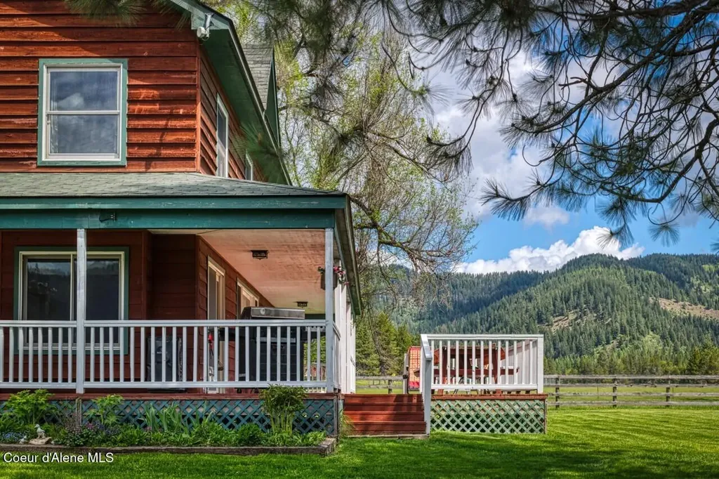 415 Shale Road Priest River ID 83856