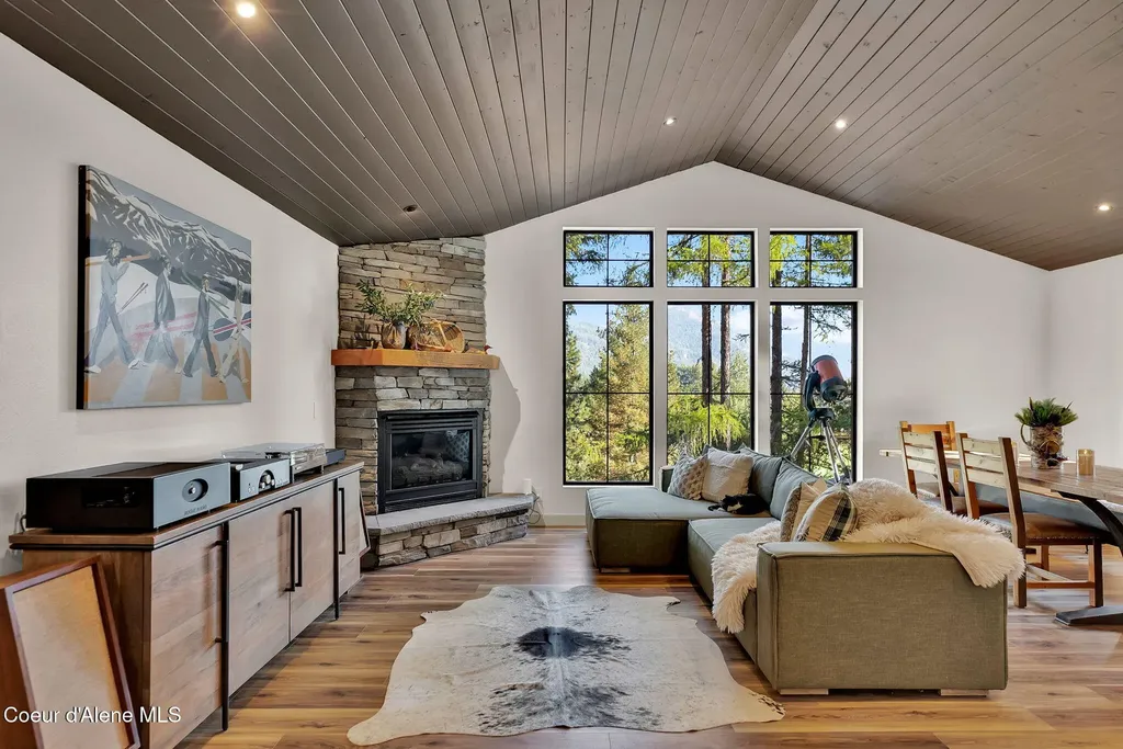 232 N Quail Run Sandpoint ID 83864