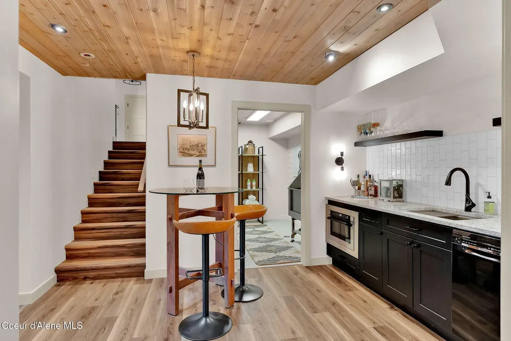232 N Quail Run Sandpoint ID 83864