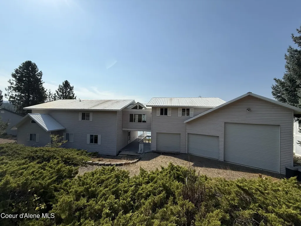 289 Swan Shores Sagle ID 83860