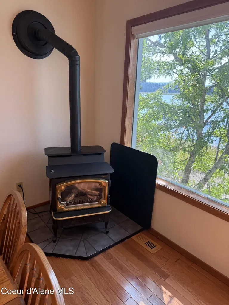 289 Swan Shores Sagle ID 83860