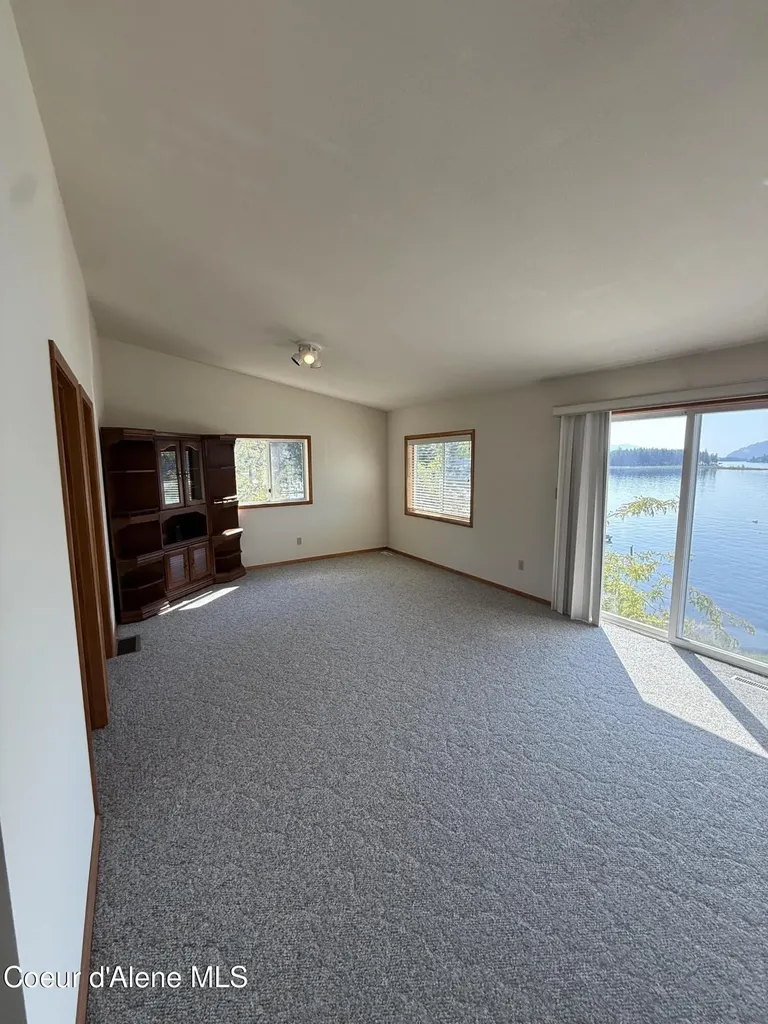 289 Swan Shores Sagle ID 83860