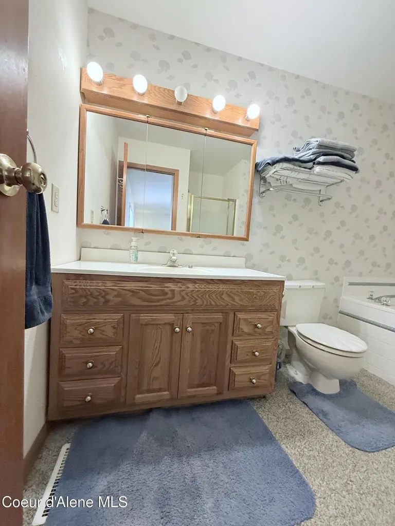 289 Swan Shores Sagle ID 83860