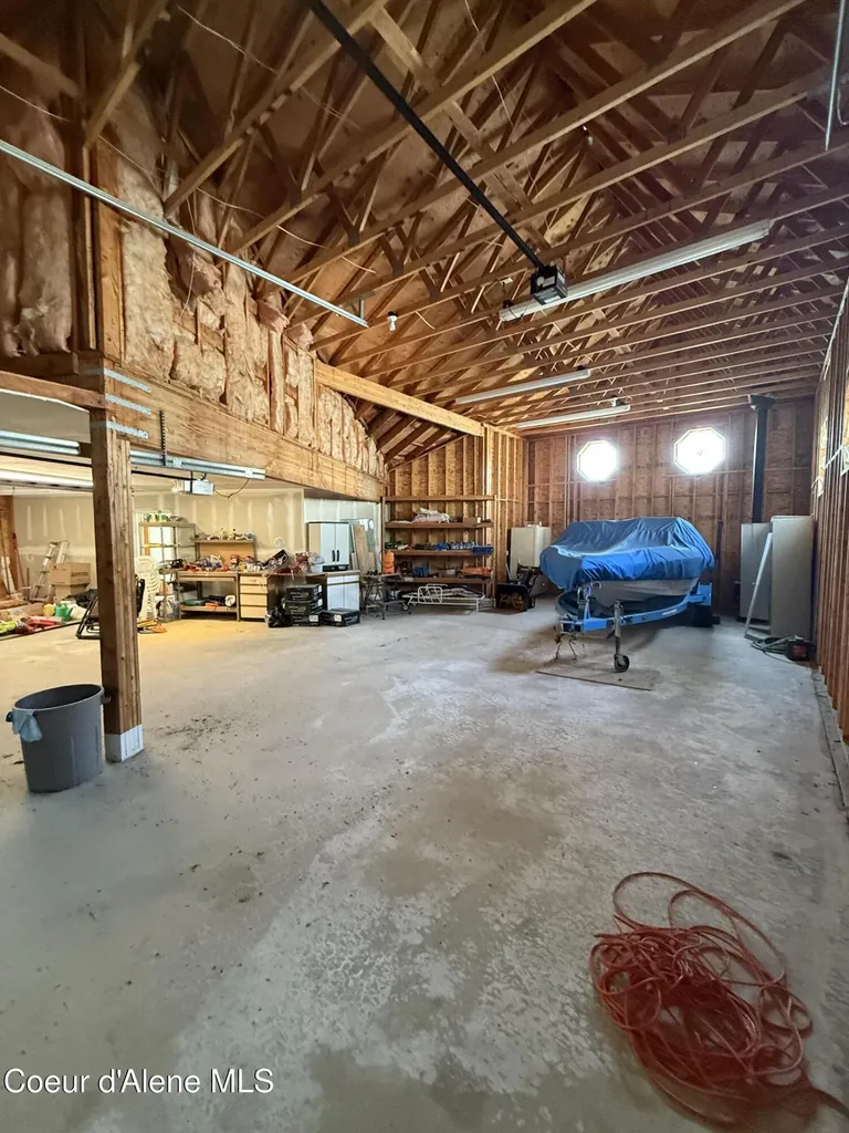 289 Swan Shores Sagle ID 83860