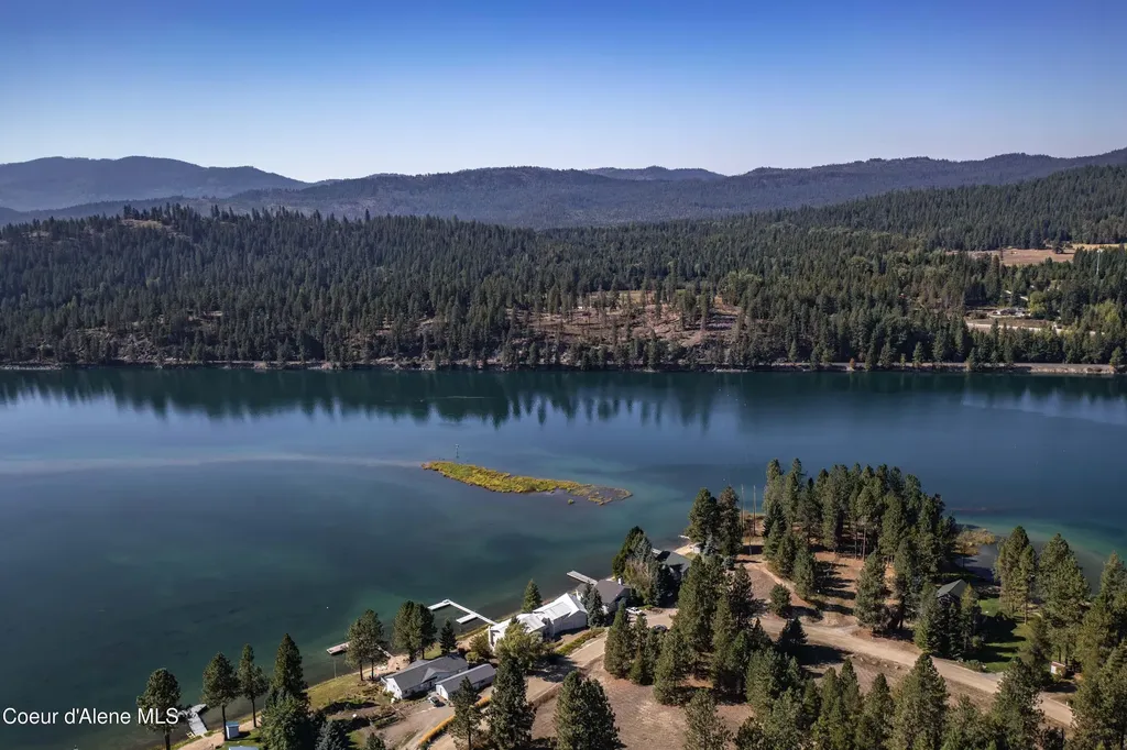 289 Swan Shores Sagle ID 83860