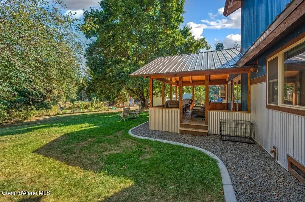 2853 N Kootenai Road Sandpoint ID 83864