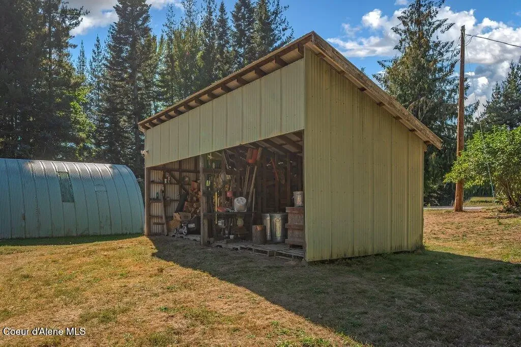 2853 N Kootenai Road Sandpoint ID 83864