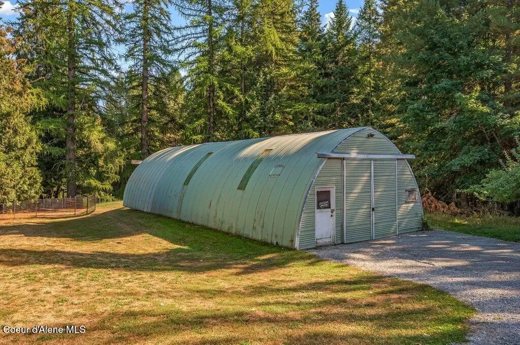 2853 N Kootenai Road Sandpoint ID 83864