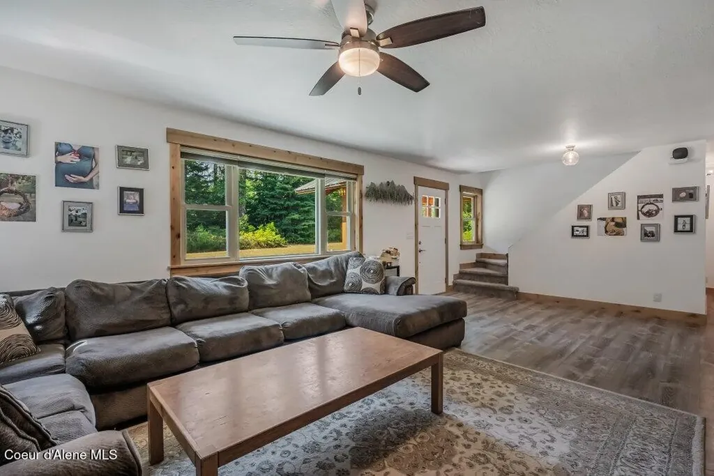 2853 N Kootenai Road Sandpoint ID 83864
