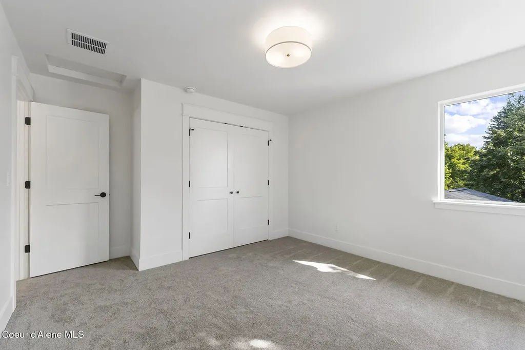 9092 N. Raintree Lane Hayden ID 83835